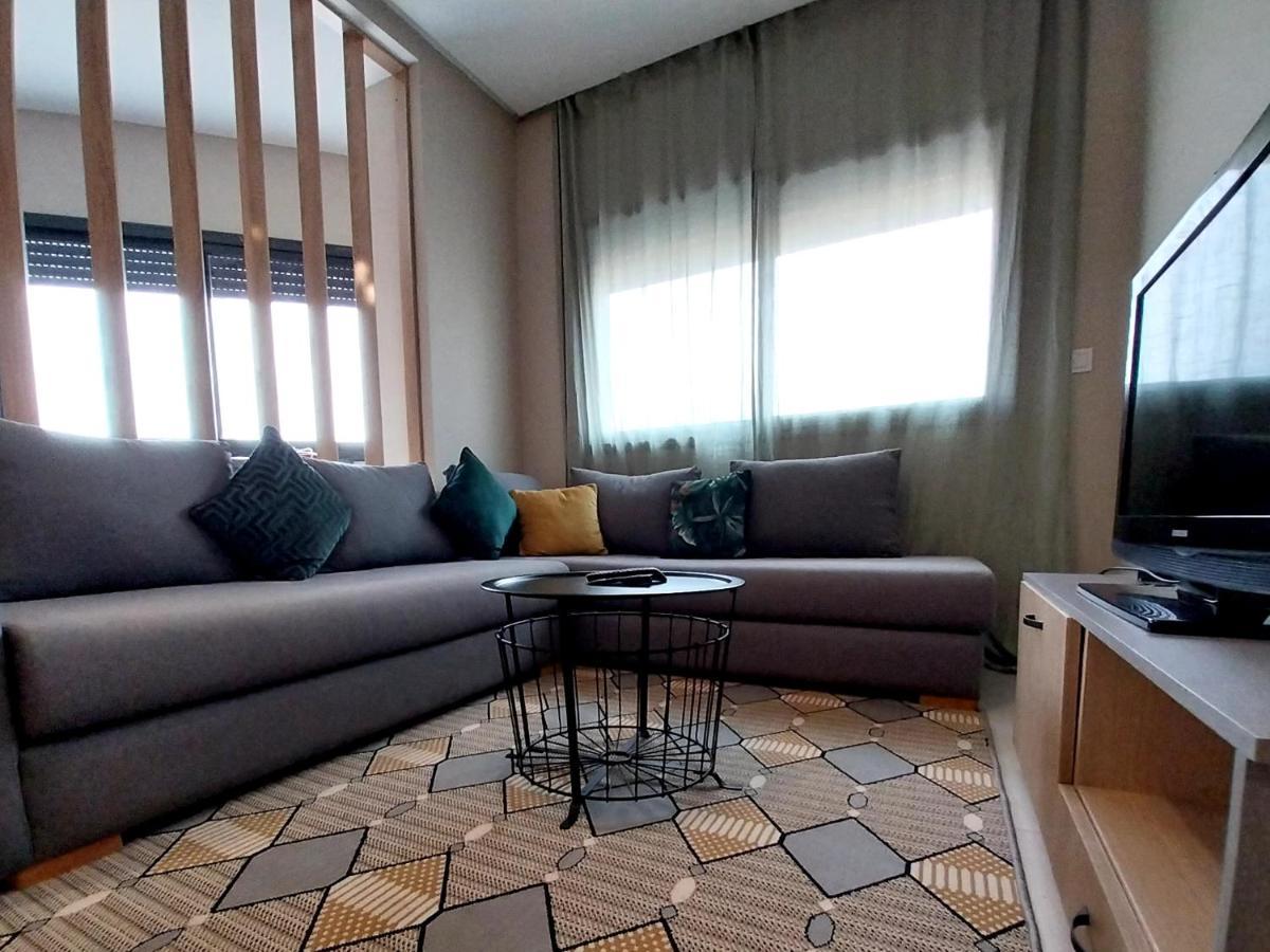 Beautiful Apartment Next To Airport Mohamed V Derroua Екстериор снимка